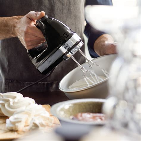 Create Irresistible Frostings with the Magic Wand Hand Mixer